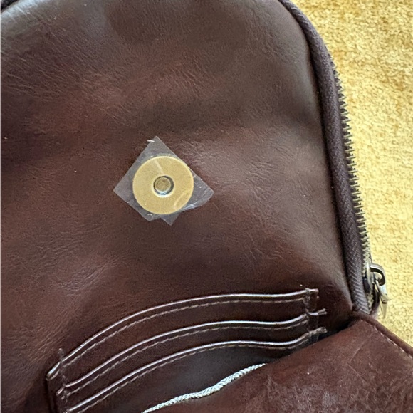 Modern & Chic Sling Bag with Patterned Strap - Picture 6 of 7